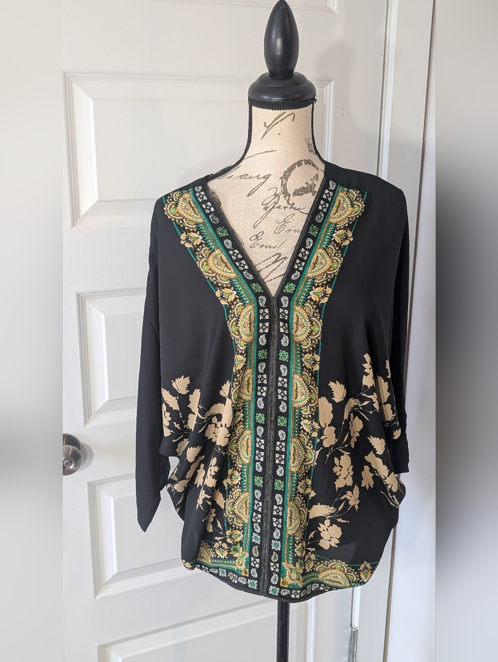 Rose & Olive Black V-Neck Embroidered Floral Tunic with Green Trim Size L